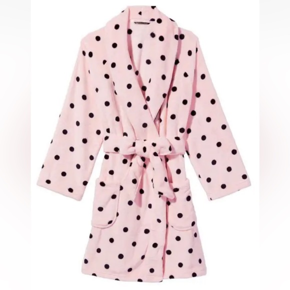New Victoria’s Secret Short Cozy Pink Dotted Robe - Picture 5 of 5